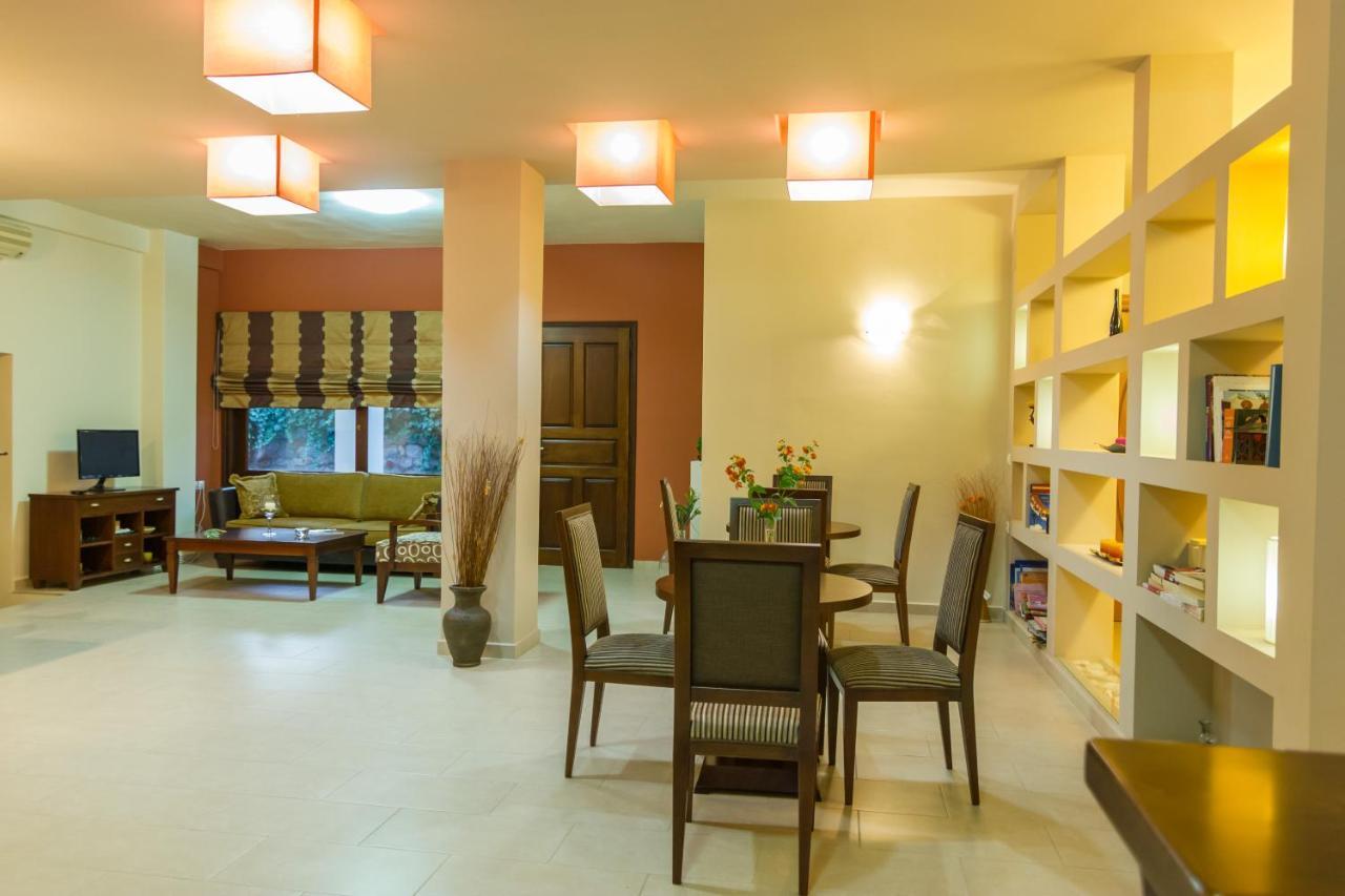 Polichni Hotel เลโอนีดีออน ภายนอก รูปภาพ
