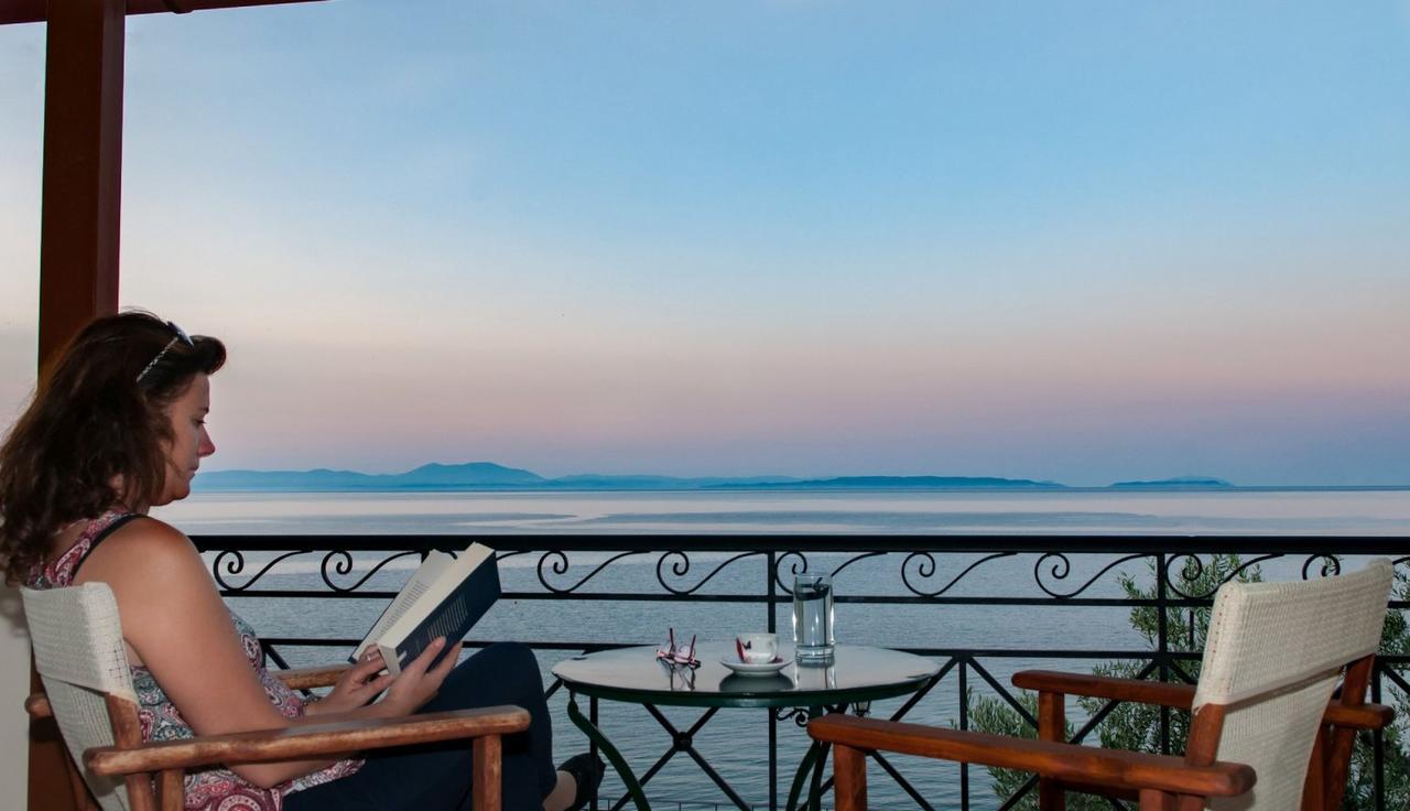Polichni Hotel เลโอนีดีออน ภายนอก รูปภาพ